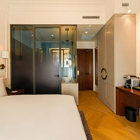 L'union Istanbul, Vignette Collection By Ihg Istanbul